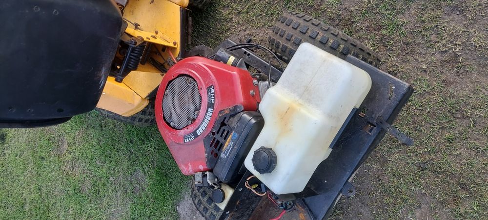 traktorek kosiarka silnik vanguard v2 vka 16hp w bdb stanie gwarancja