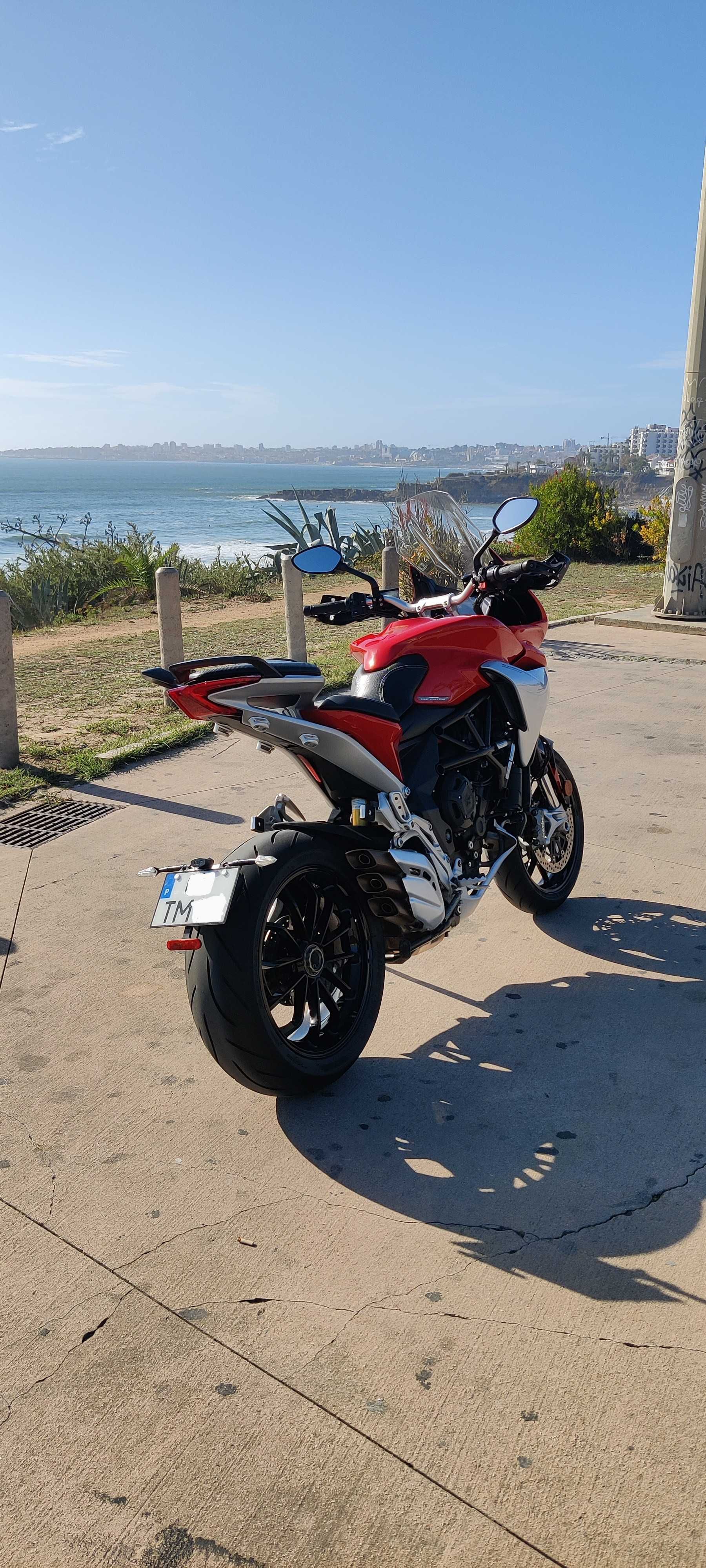 MV Agusta Turismo Veloce Lusso