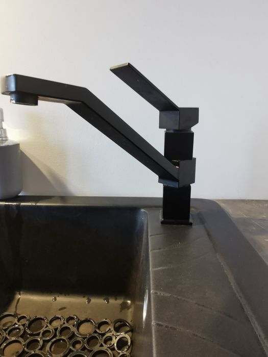 Bateria kuchenna Reihe z wężykami i zlewozmywakiem