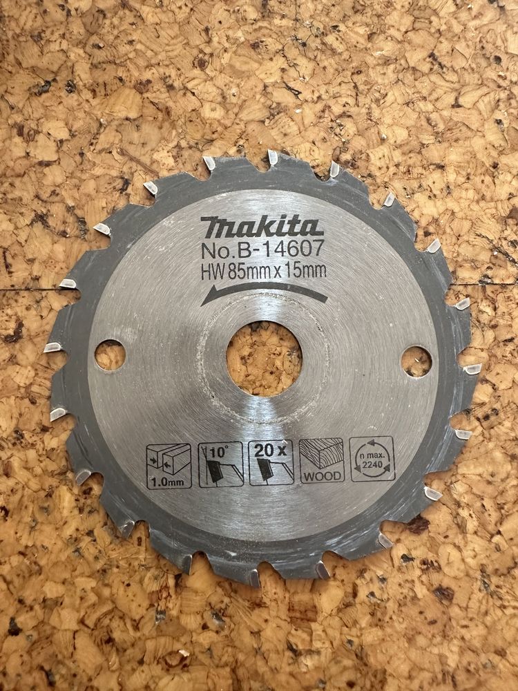 Serra circular Makita HS301