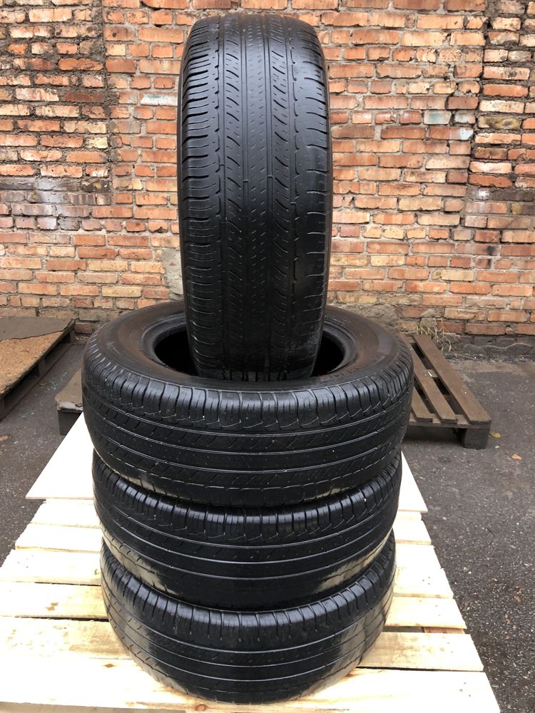 Шини бу 235 65 r17 Michelin літо комплект