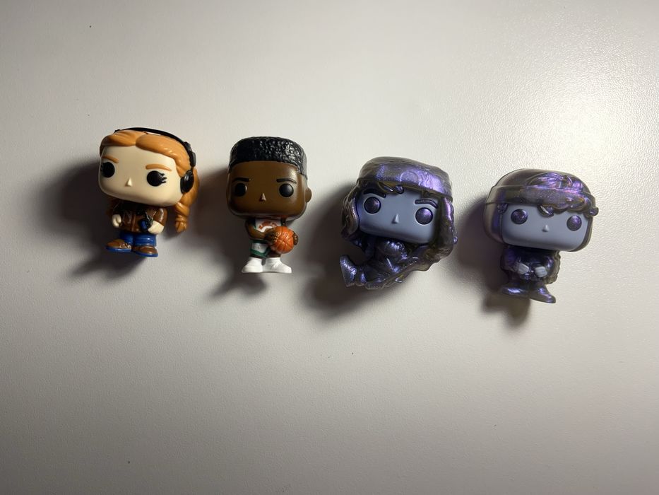 Обмін фігурками «Stranger Things»