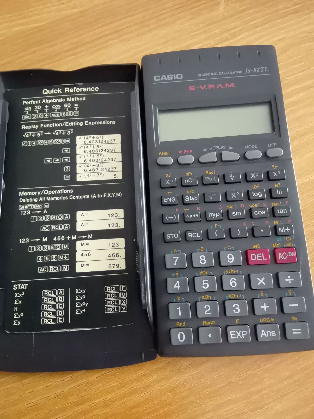 Calculadora científica CASIO  fx-82TL