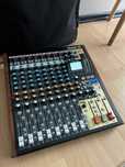 Tascam Model 12 używany mixer, rejestrator, interface USB - 10 kanałów