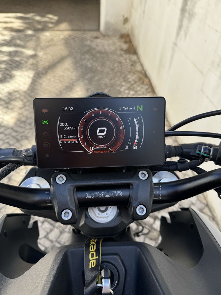 CFMOTO 300NK - 2024