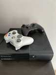 Xbox 360 z dwoma padami + 8 gier