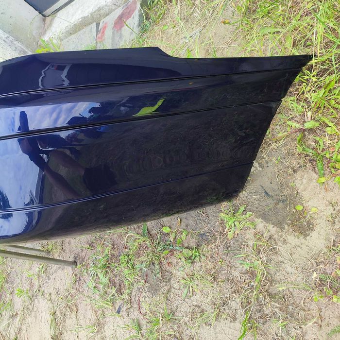 Mercedes C W203 zderzak tył tylny sedan kod lak. 359