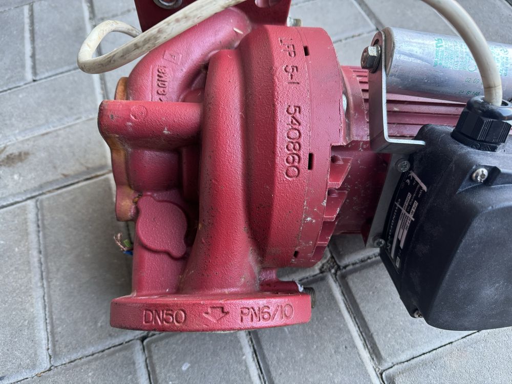 Grundfos UPS 50-120F bezdlawnicowa pompa obiegowa C.O 3 predkosci
