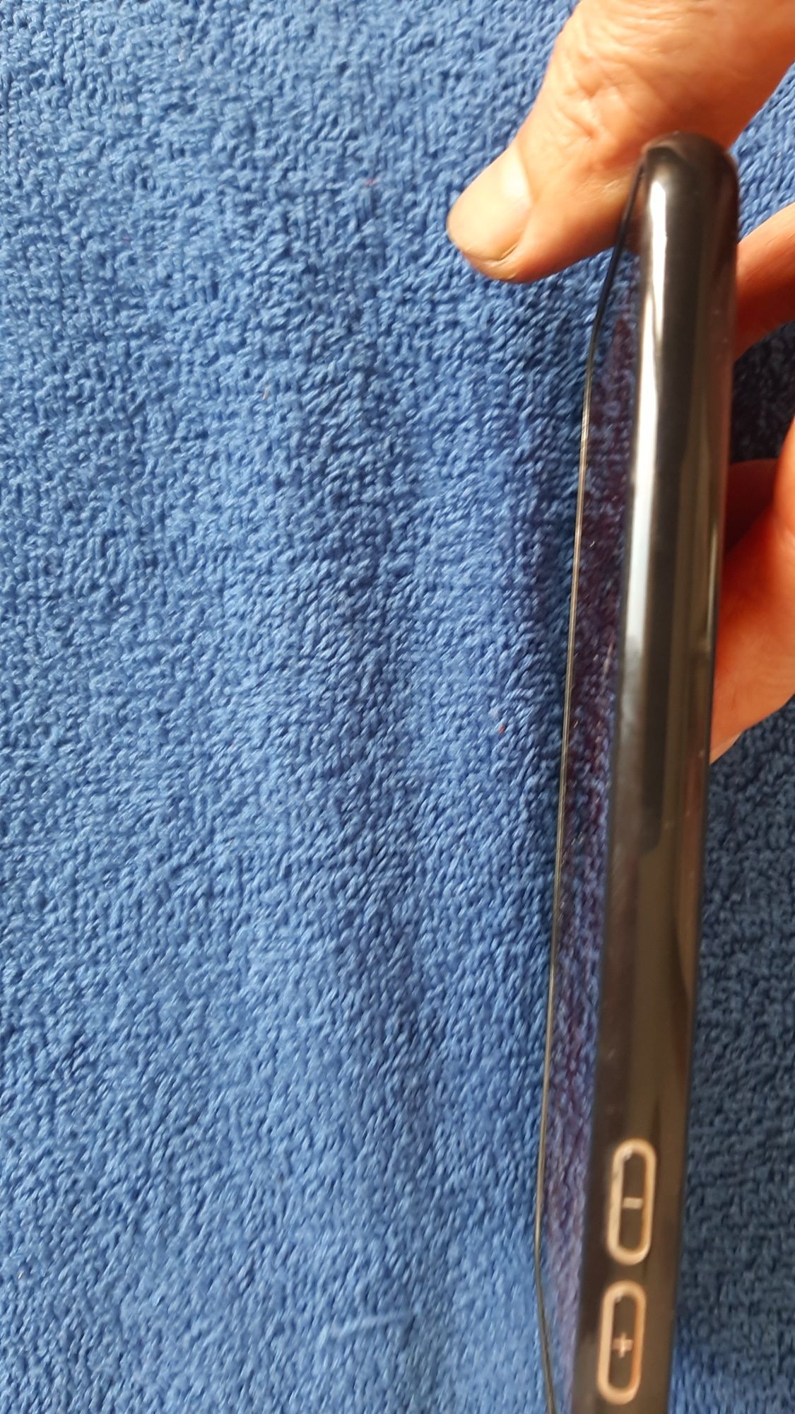 Продам смартфон Samsung Galaxy J6+