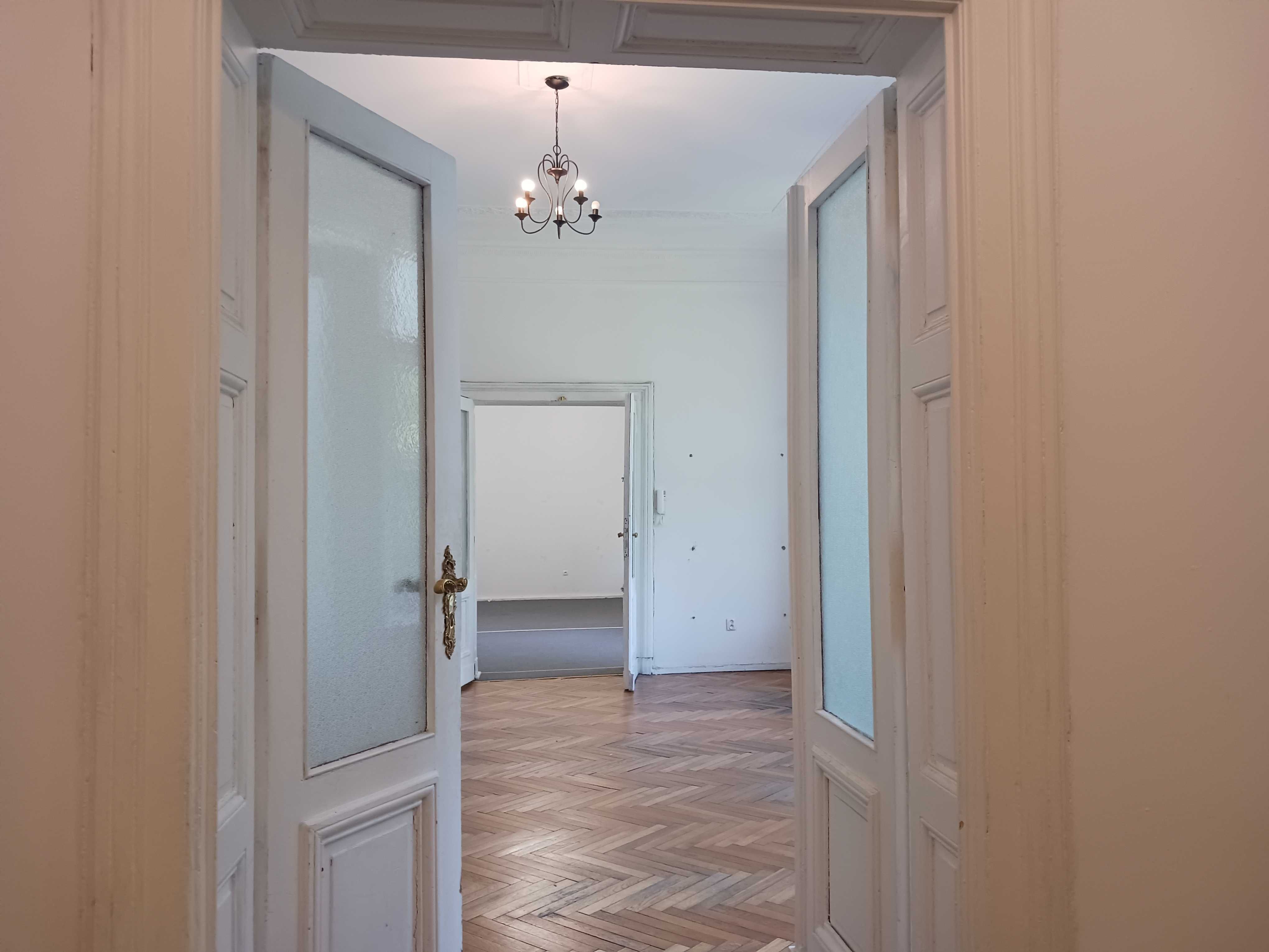 Do wynajęcia 100 m2 biura w eleganckim Pałacyku 3 pokoje bezpośrednio!