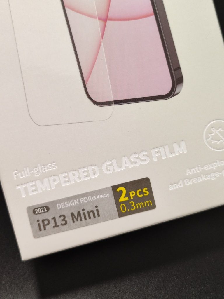 Apple iPhone 13 Mini. Baseus 2 захисних скла. Преміум якість