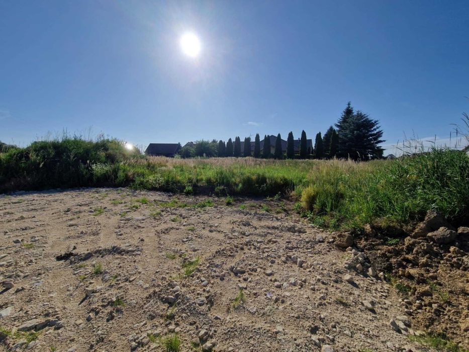 Działka budowlana 9 ar Węgrzce Wielkie