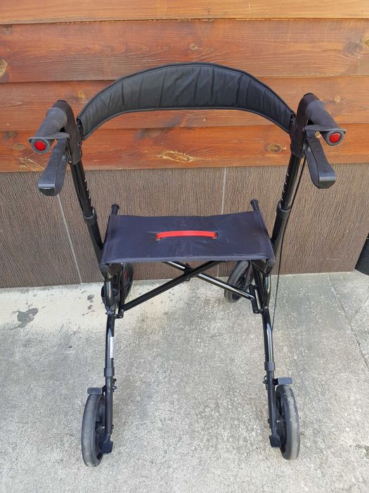 Chodzik składany dla seniora MOBILITY Plus+ LR10+