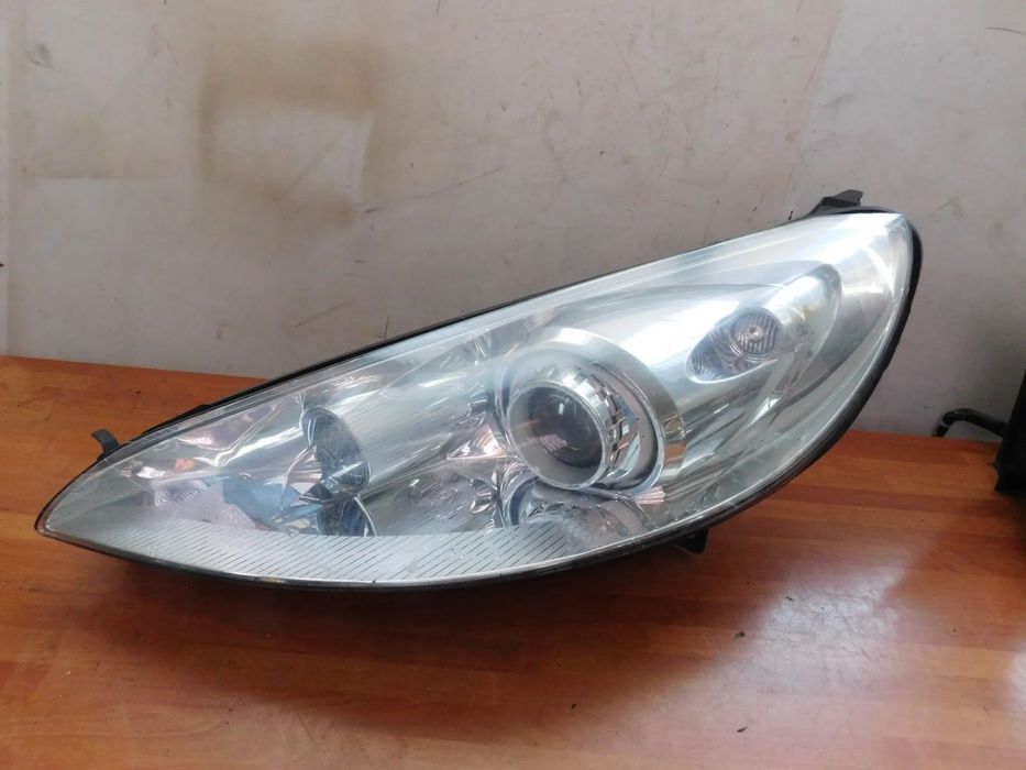 lampa lewa przód PEUGEOT 407 COUPE XENON BIXENON