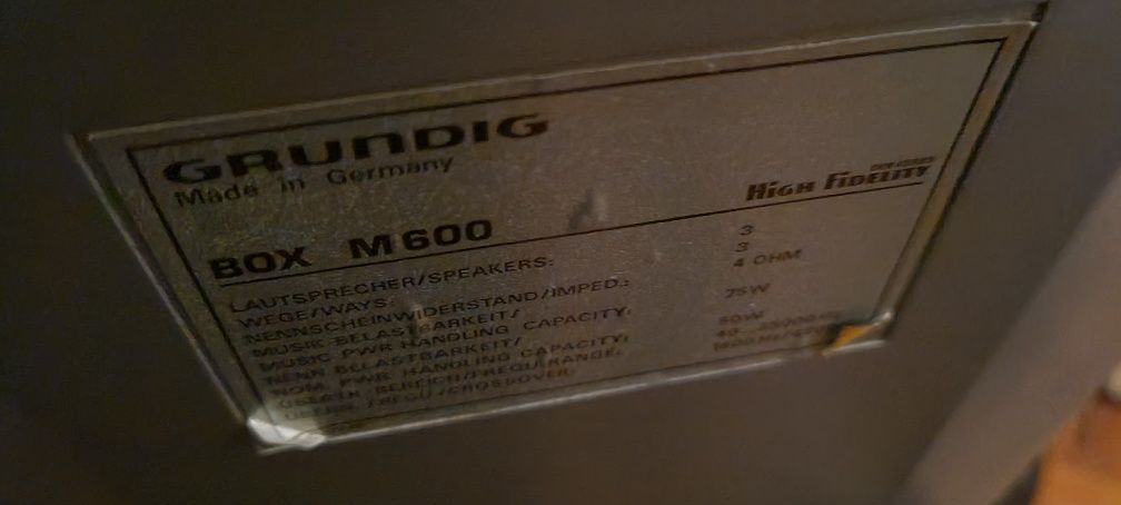 Colunas Grundig Hifi Box M600 3 vias