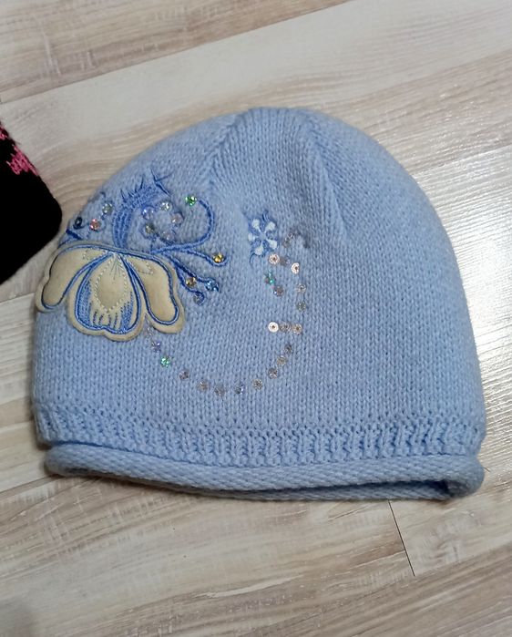 Zestaw 2 sztuk czapek damskich