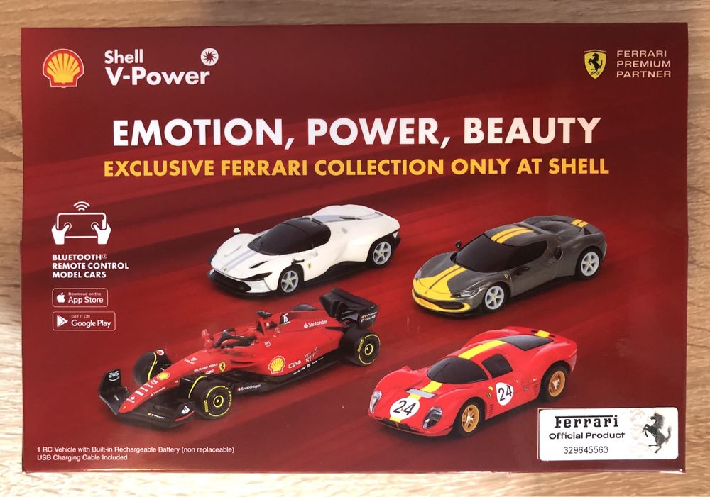 Shell Ferrari Daytona SP3  sterowane Bluetooth