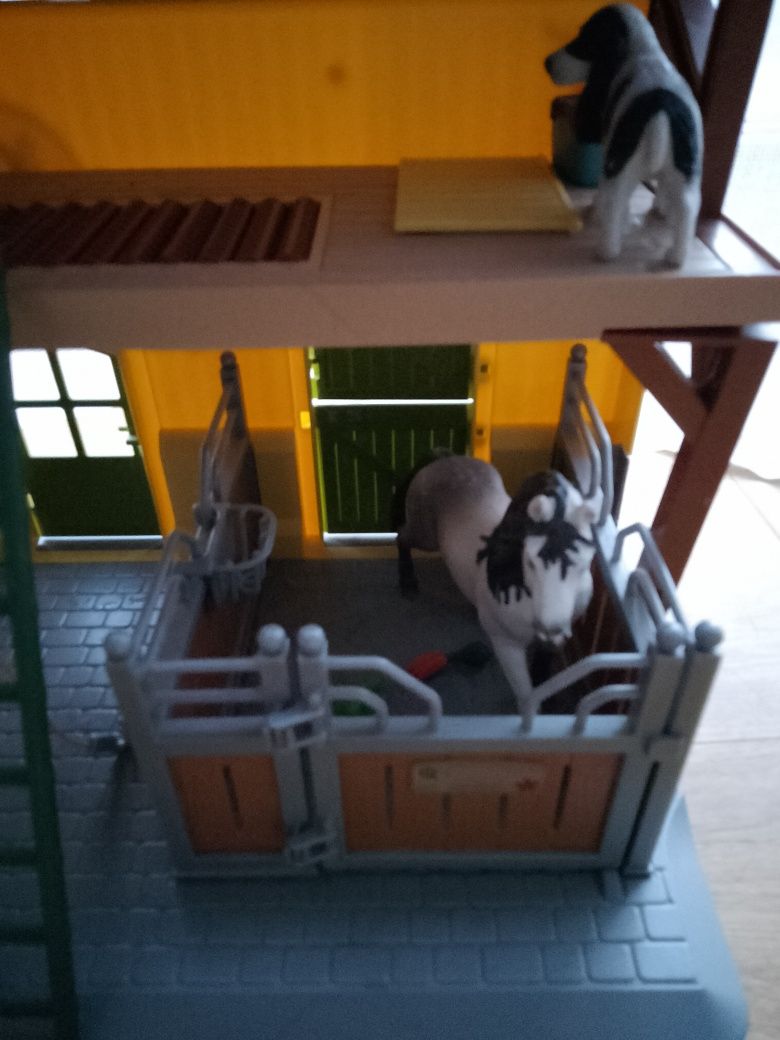Schleich Stajnia farm Word 42485