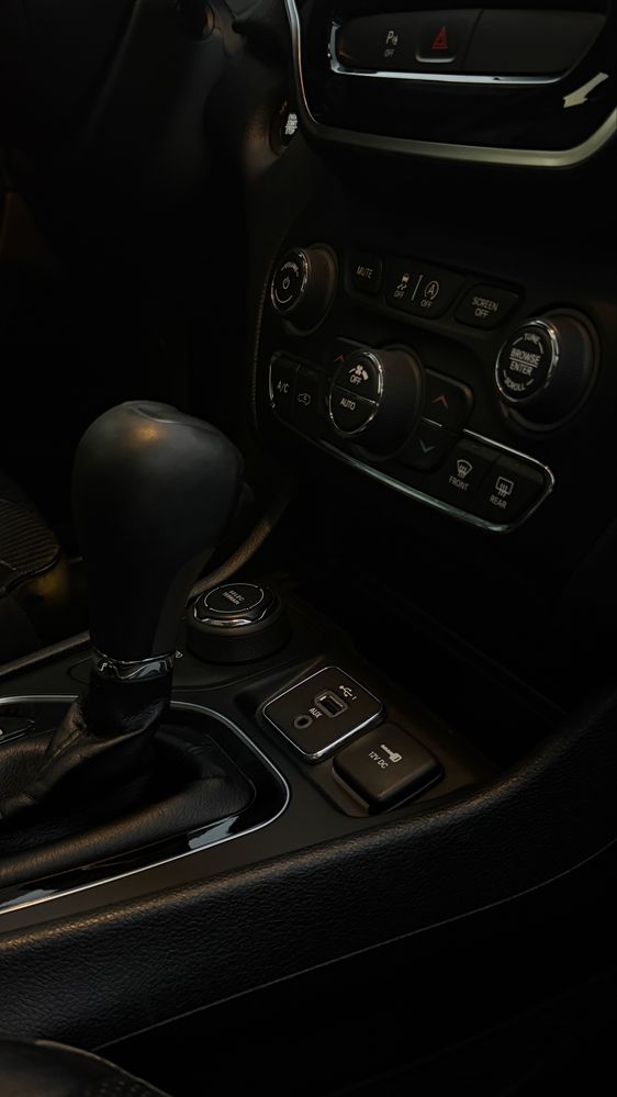 Jeep Cherokee limited