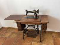Maquina de costura Singer