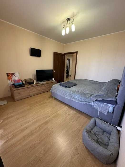 Продам 3-х к. кв. ул. Сухумская, 24. Метро Научная. С-т Восторг