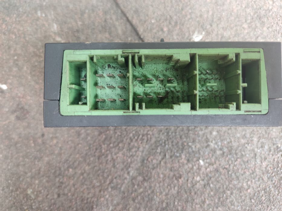 BMW e65 модуль питания asy 1-1394367-1