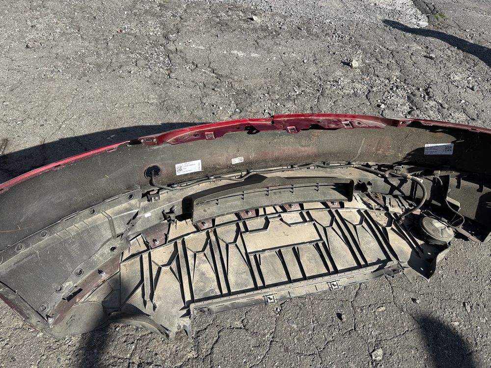 tesla 3 highland бампер передній і задній в зборі