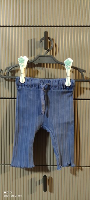 Legginsy niemowlęce Coccodrillo rozmiar 62