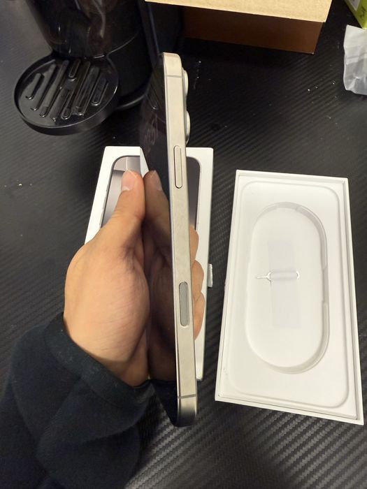 Iphone 16 Pro Max de 256GB IMPECAVEL