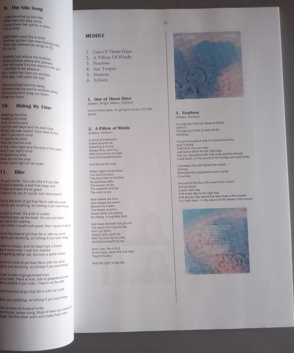 Pink Floyd - - - - - Livro com letras das canções