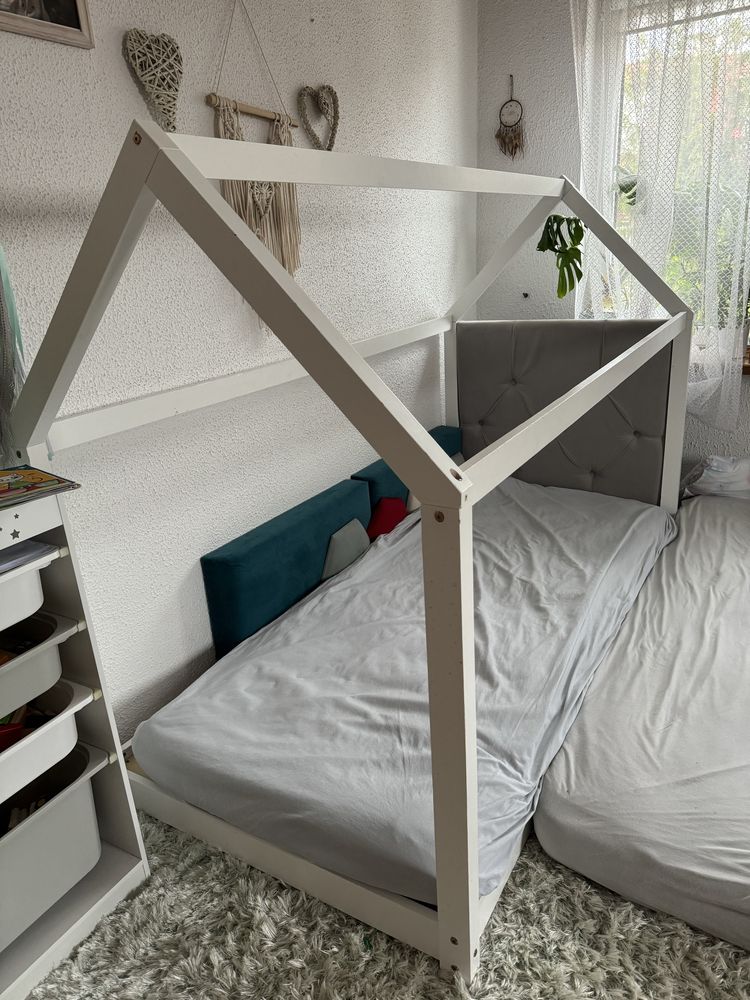 Drewniane łóżeczko dziecięce domek białe 90x200