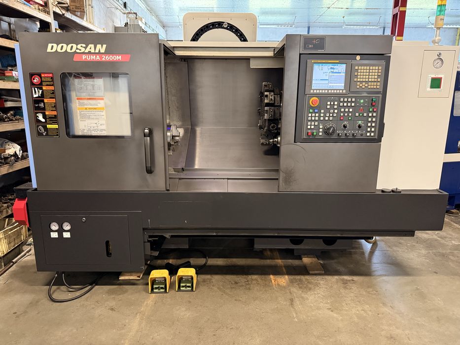 Tokarka cnc Doosan Puma 2600M