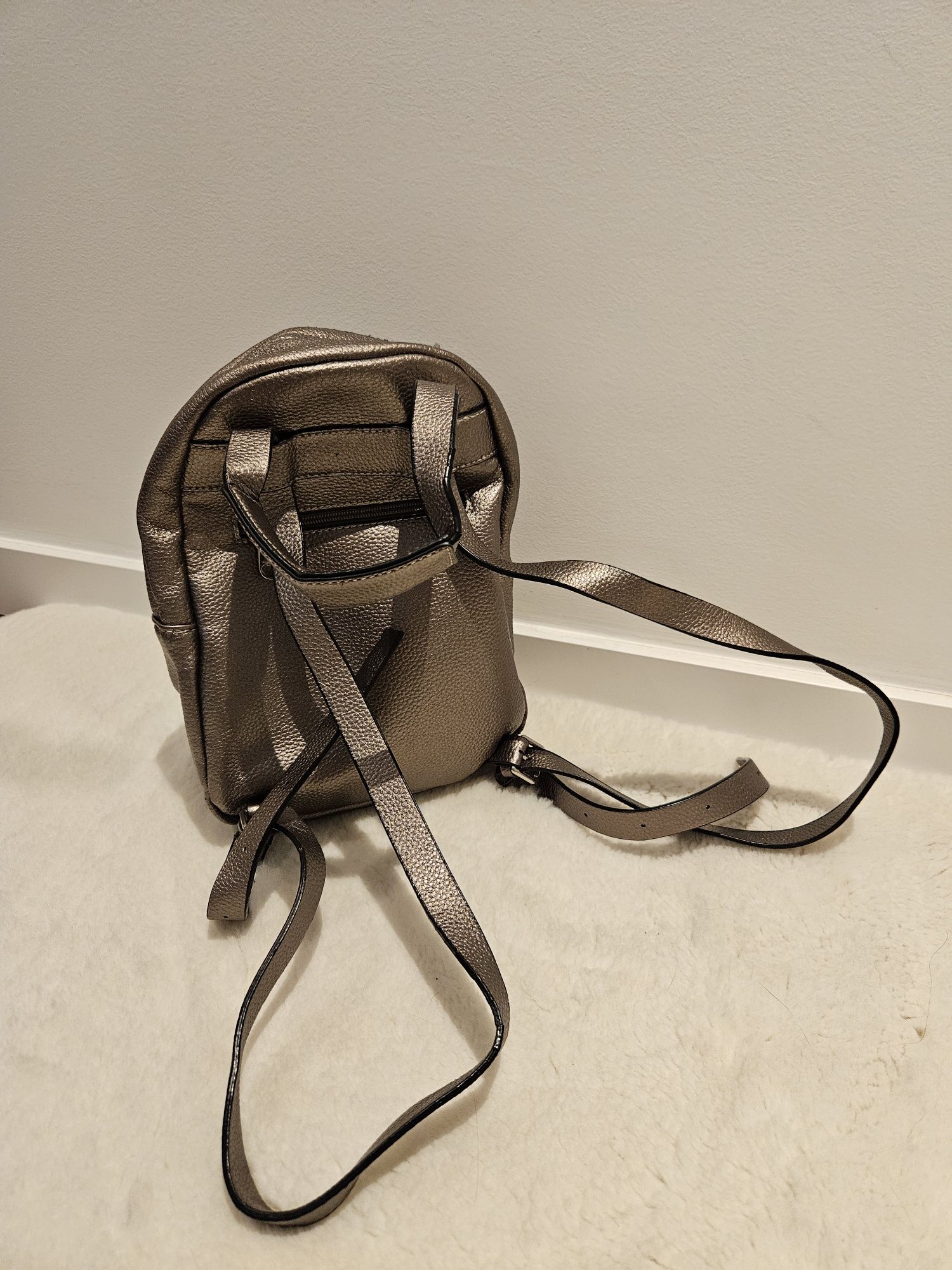 Mochila Parfois pequena