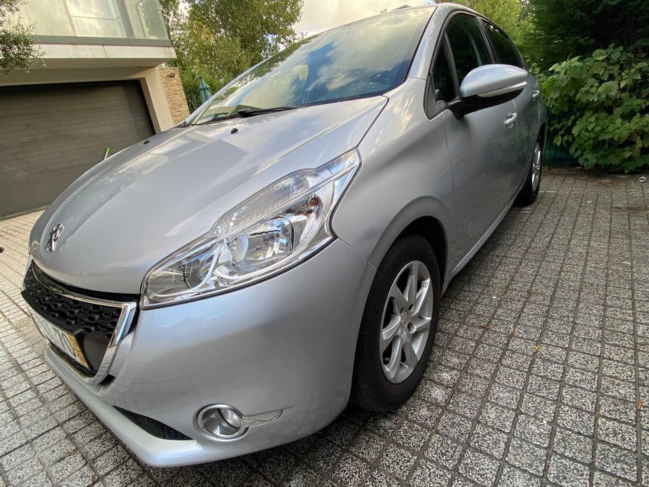 Para venda Peugeot 208 vti active
