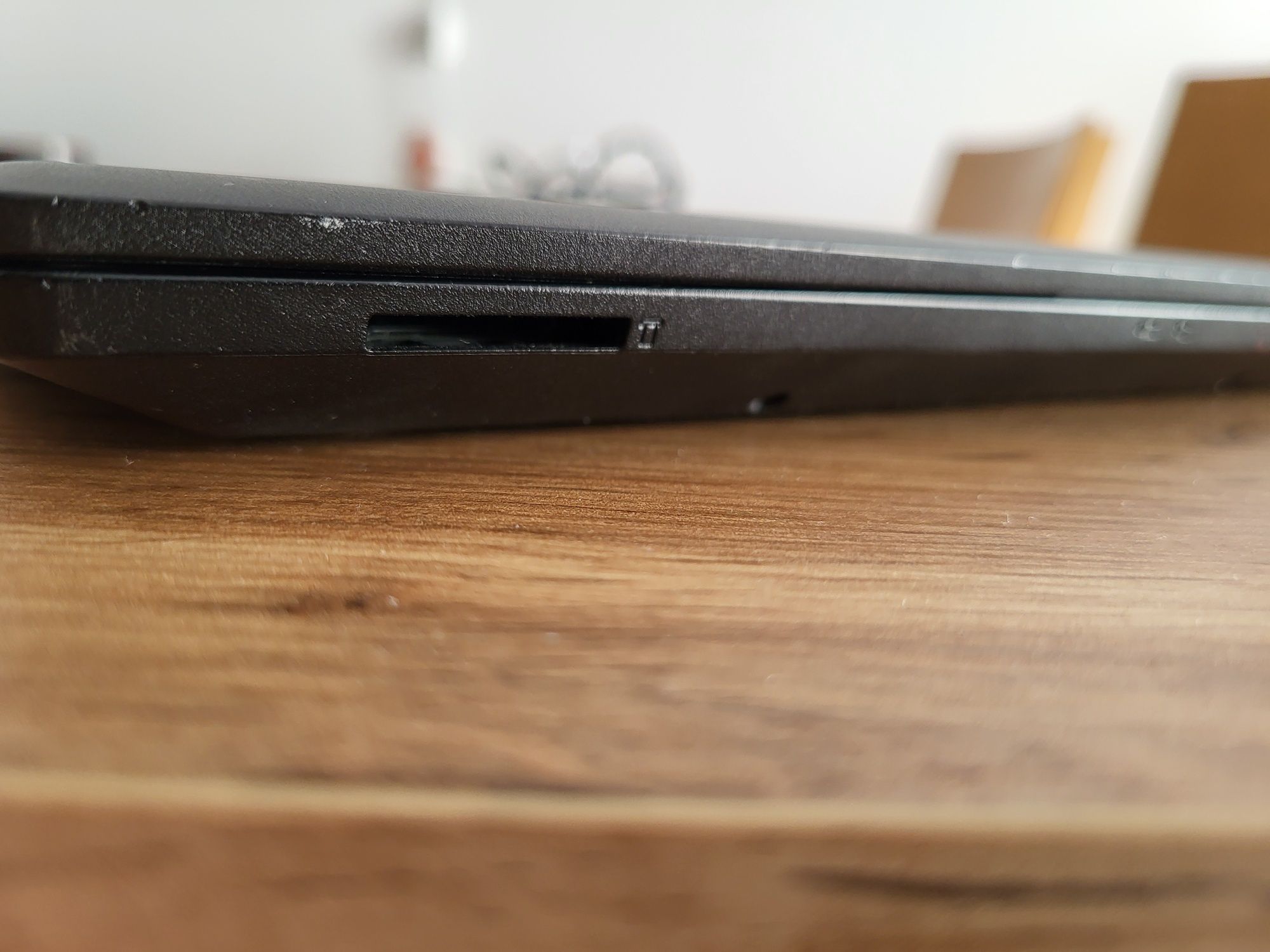 Laptop Lenovo V110-15ISK. I3 6006U 2Ghz, 8gb Ram