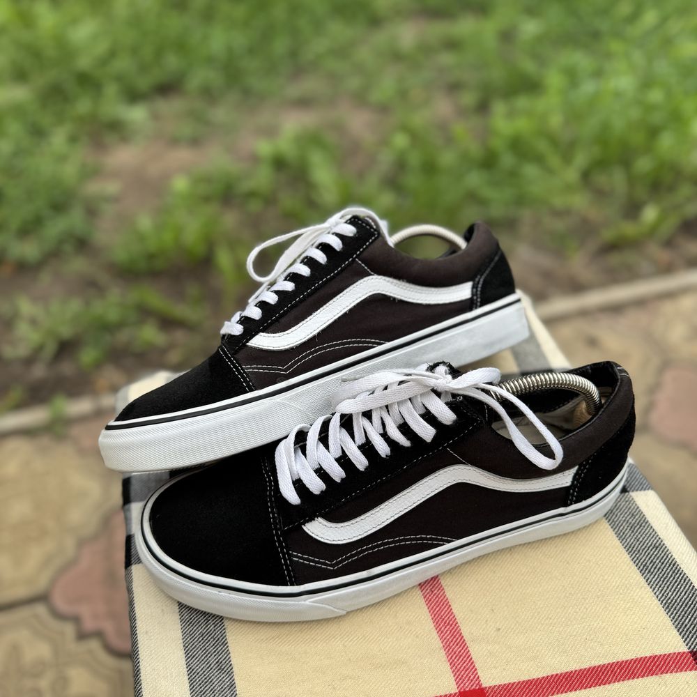 Кеды Vans Old Skool Black/White, 44-44,5 размер, Оригинал, Кеди