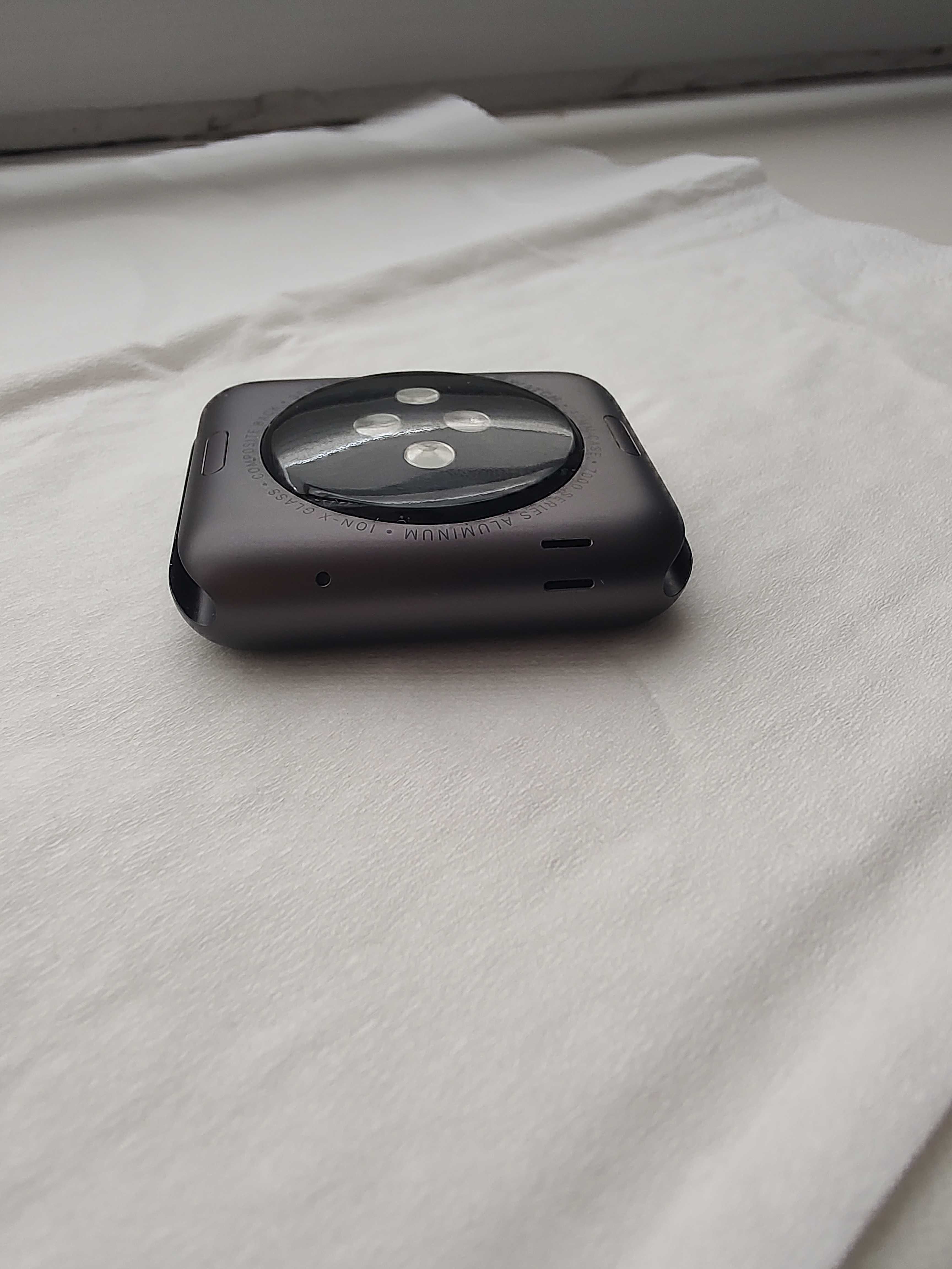 Apple watch 7000 generacji 1, A1554