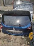 Sprzedam do reanult captur l klapę tylna tył kompletna