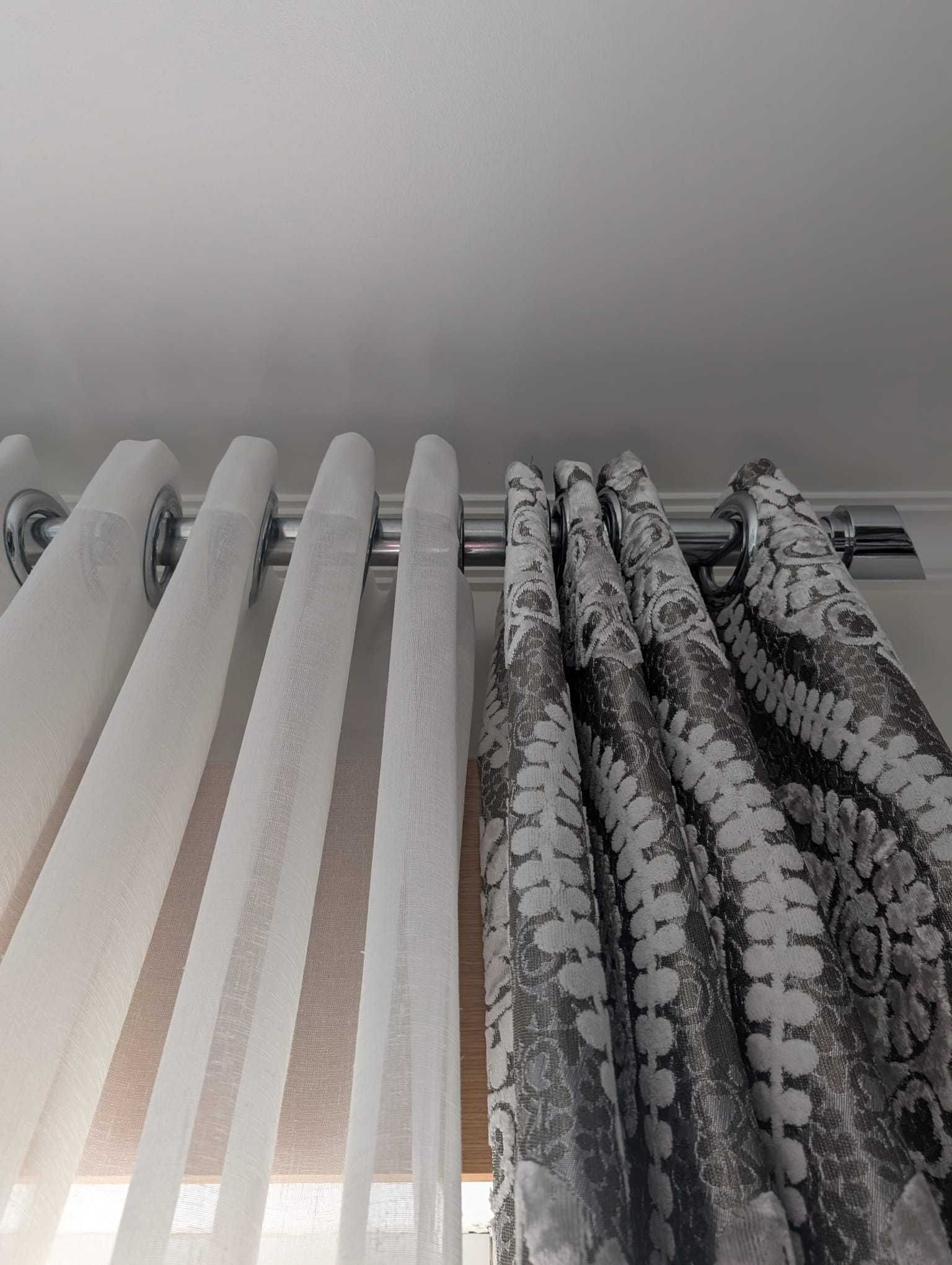 Conjunto de cortinados com pendentes