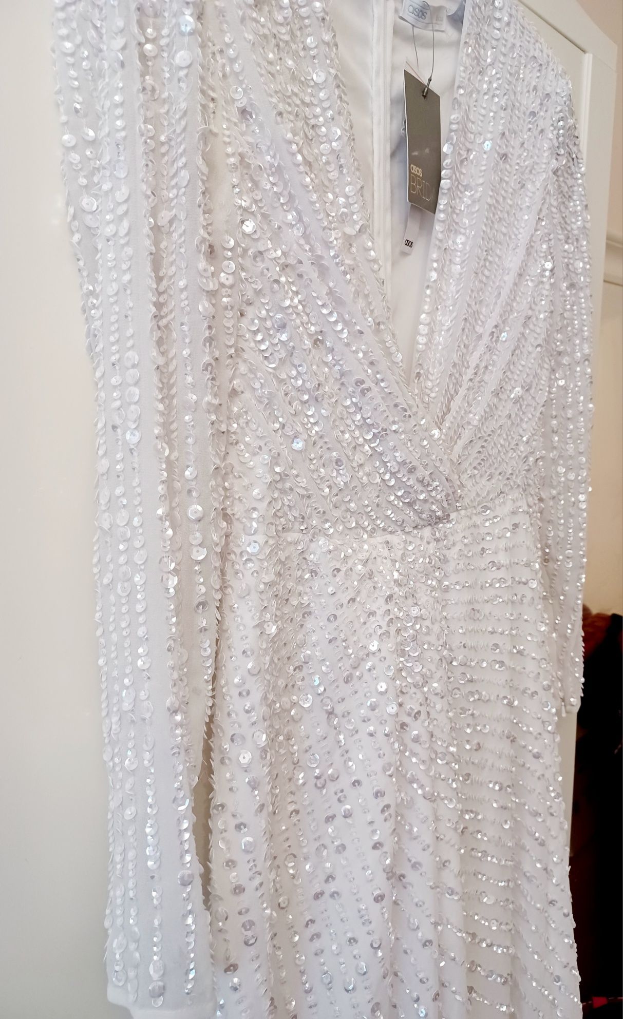 Suknia sukienka Asos biała cekinowa srebrna nowa 36 38 s m sesja foto