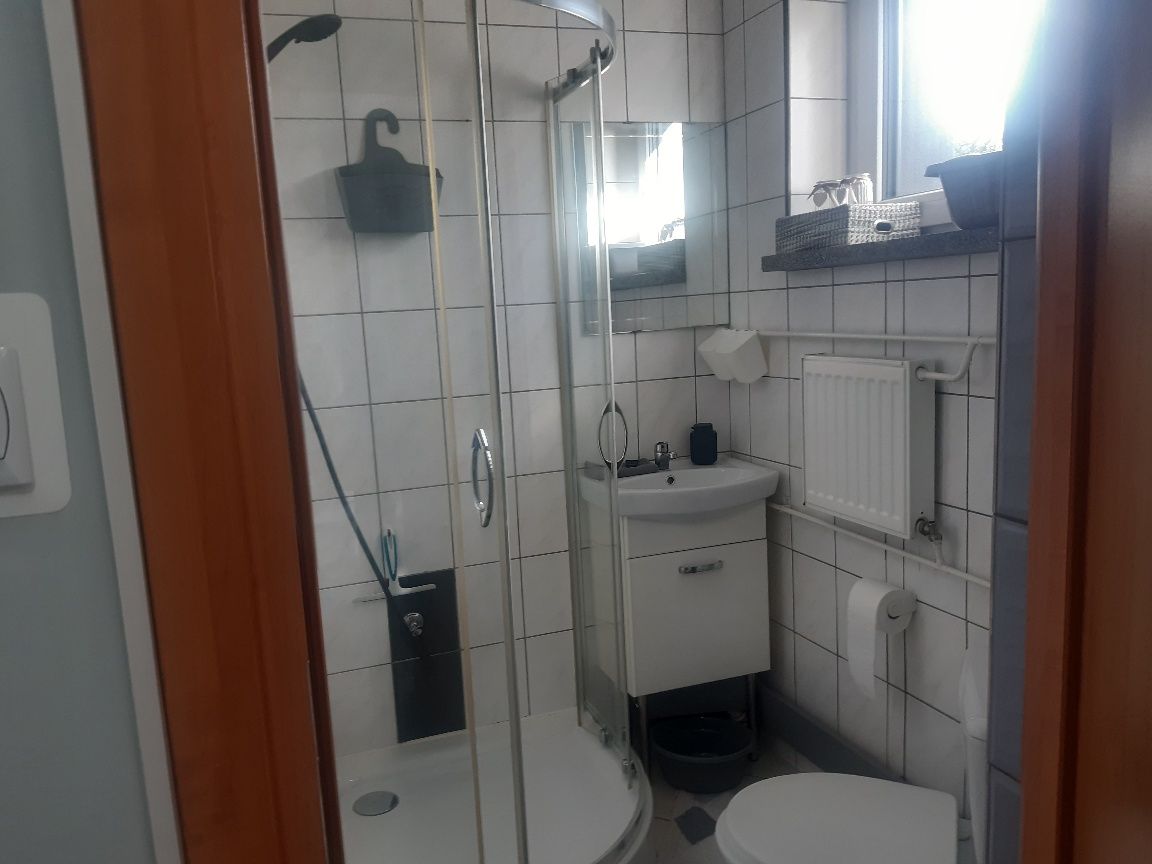 Noclegi Pokoje 1-os. dla osób  pracujacych z łazienką , lodówką ,