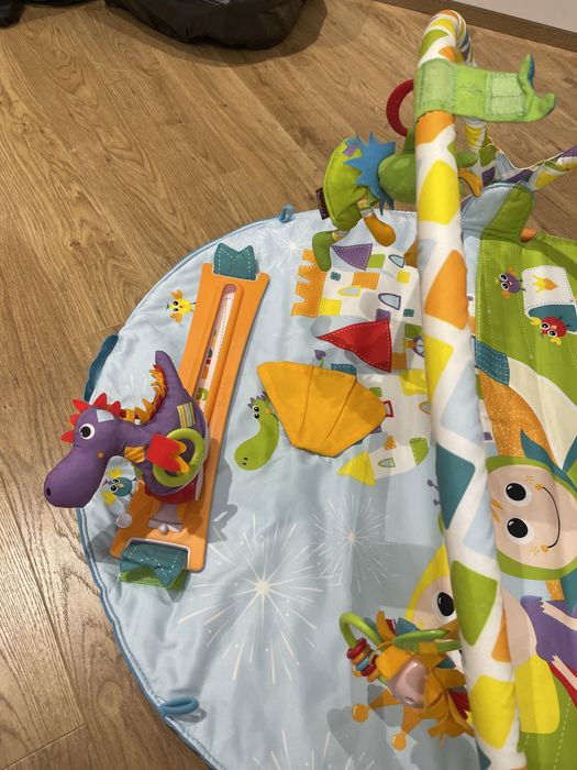 Розвиваючий інтерактивний музичний килимок "Казкова країна"