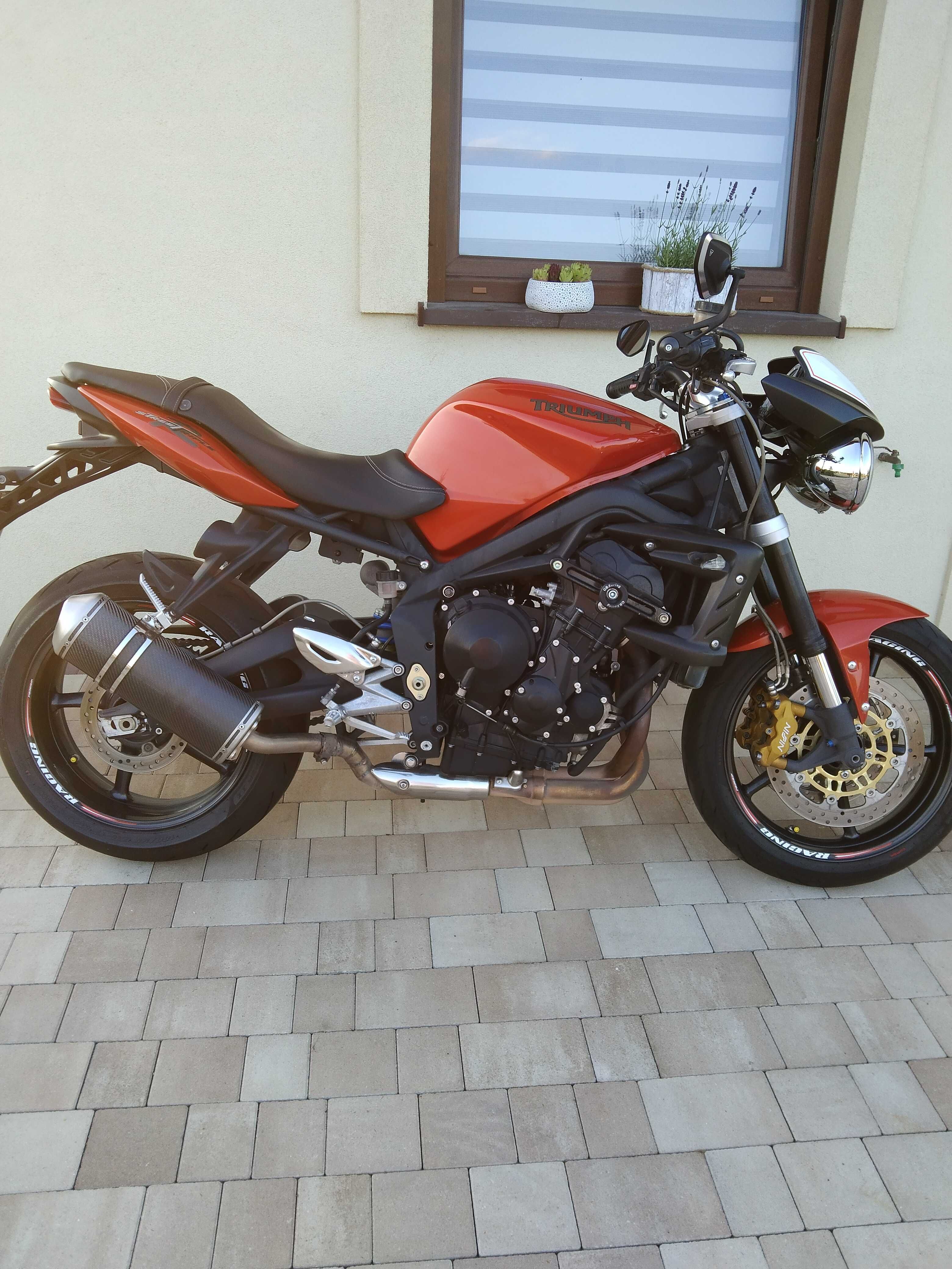 Triumph Street Triple 675 R 2009