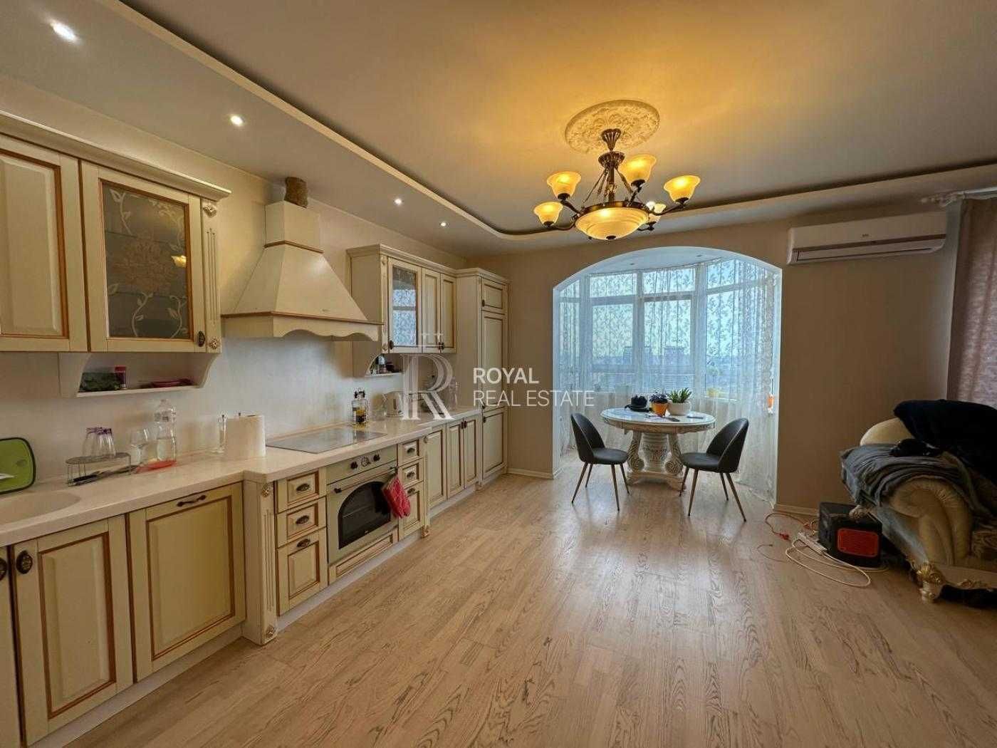 Оренда Квартира 1-к 80 м.кв. ЖК Космополітен Підземний паркінг Метро
