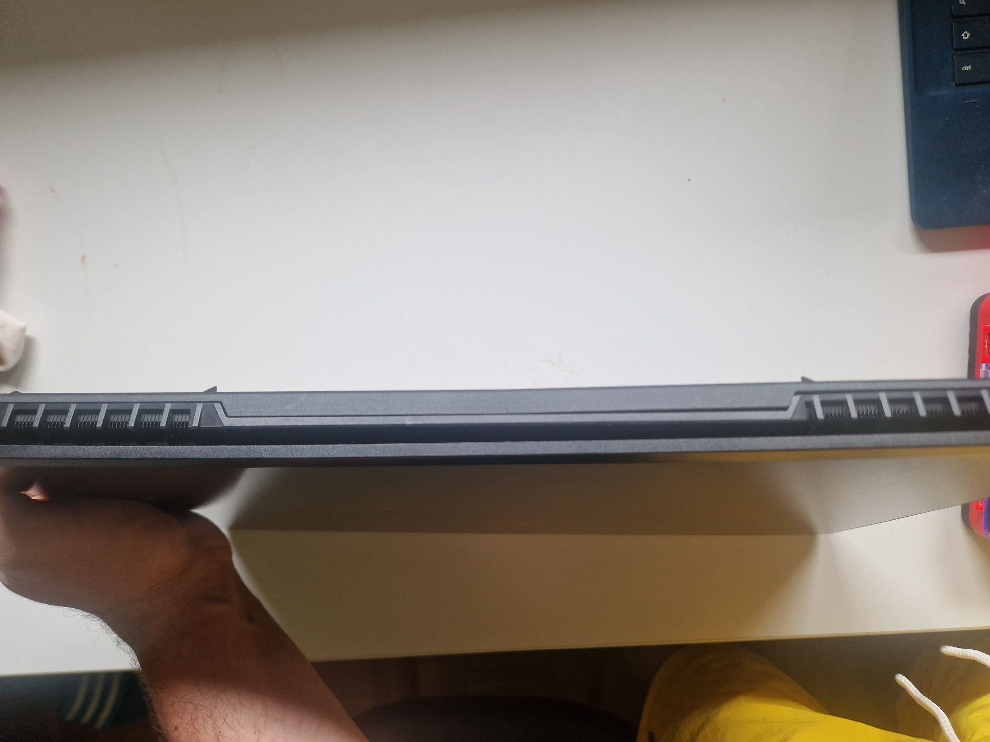Msi gf75 thin 8 rd під віндовлення на запчастини