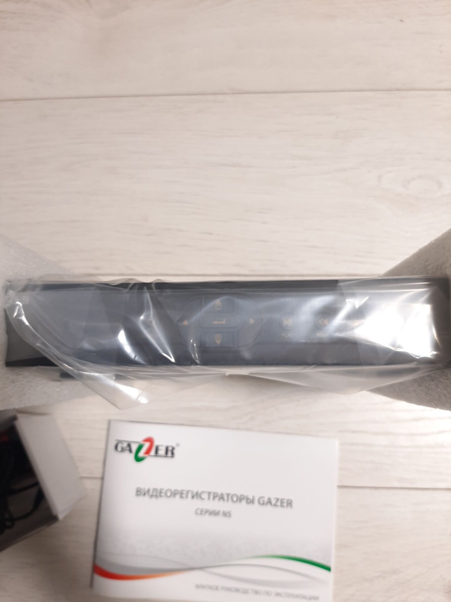 Продам видеорегистратор Gazer NS204r (новый)
