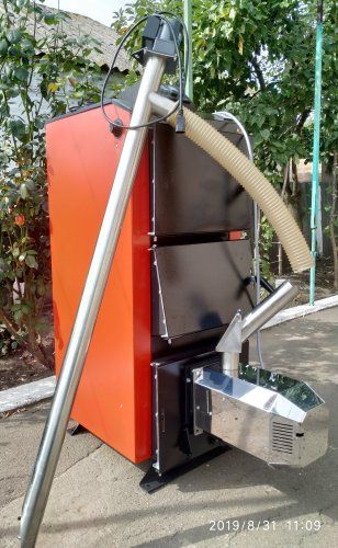 Автоматический пеллетный котел твердотопливный котел на пеллете.