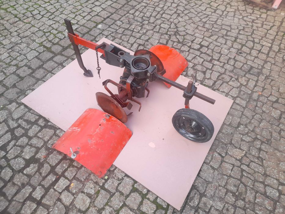 Terra Vari, dzik, traktorek, glebogryzarka- osprzęt