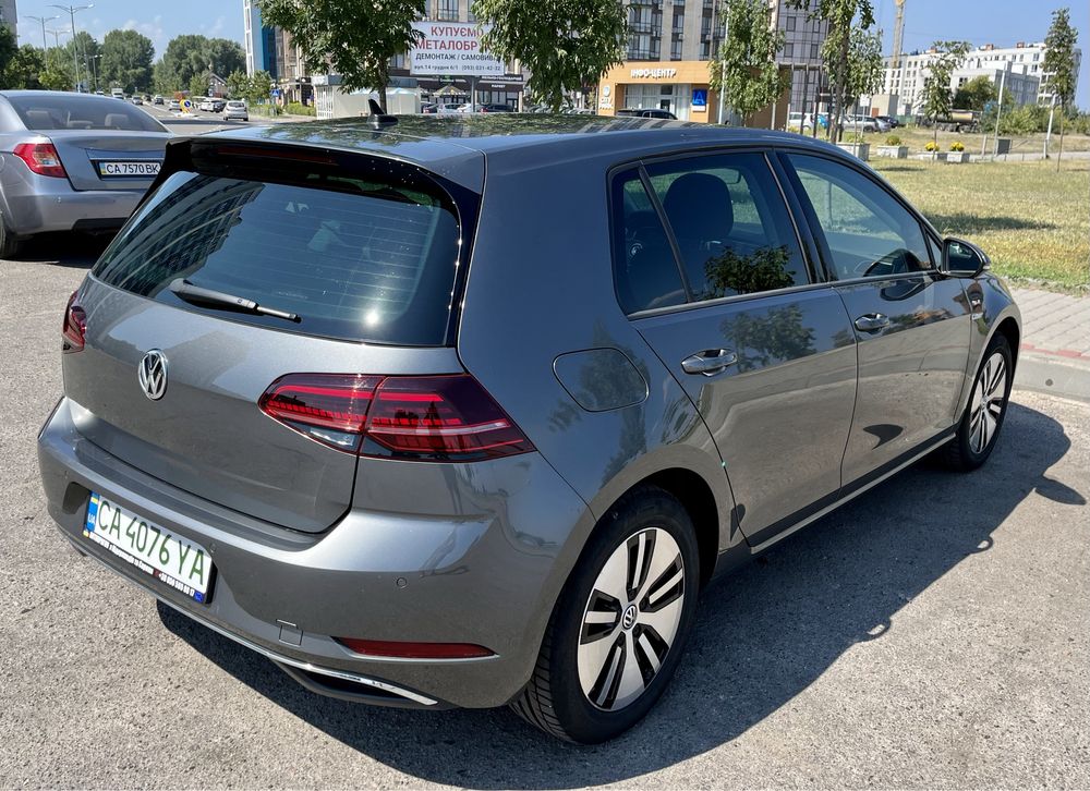 Volkswagen E-Golf 2018 36 kwt
