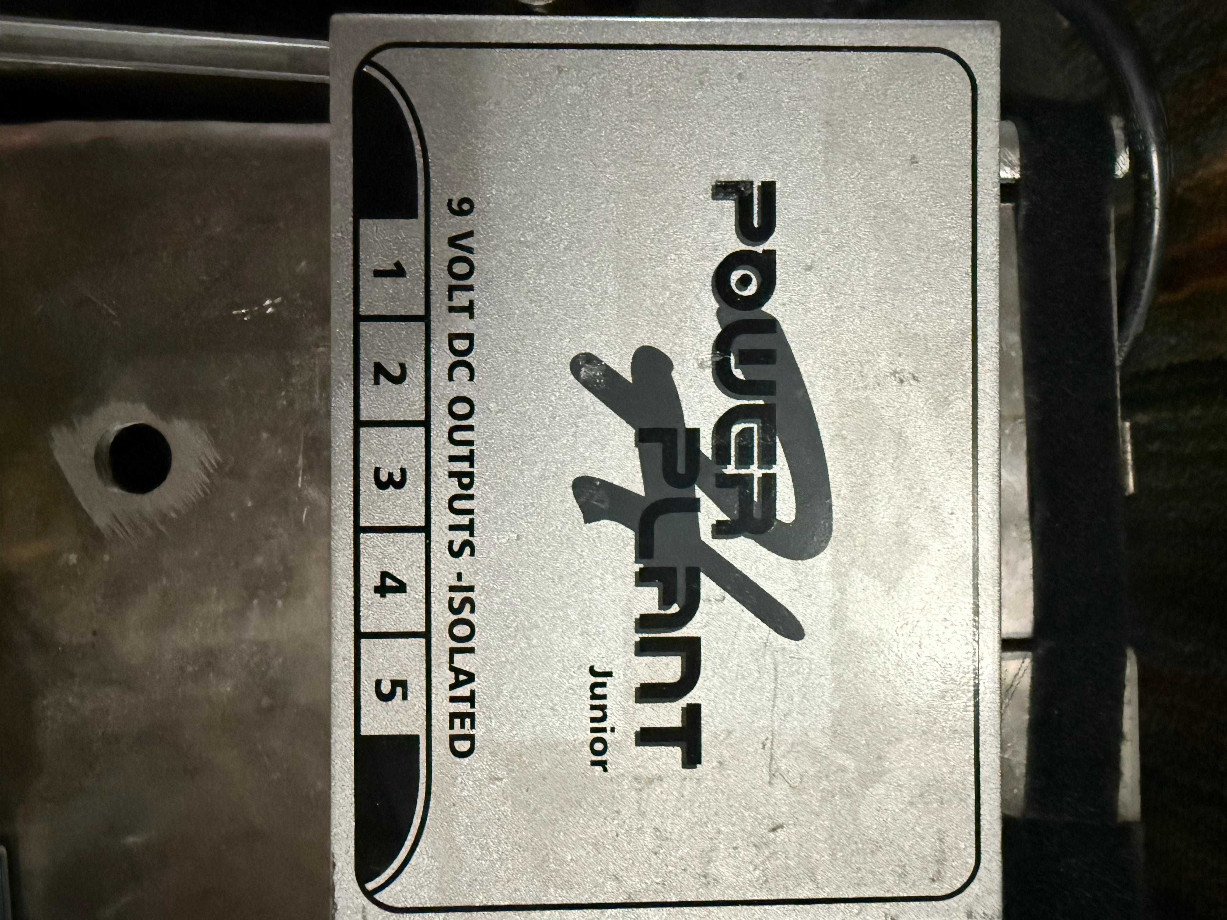 Pedais para guitarra e baixo